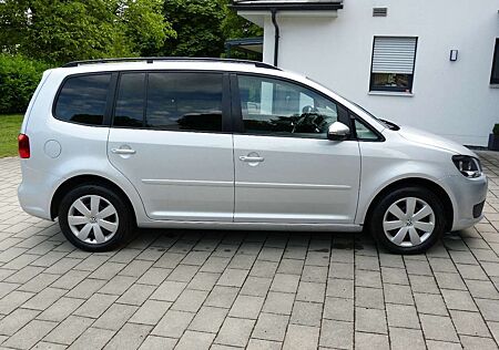 VW Touran Volkswagen Comfortline 1.4 TSI [AHK/PDC/7 SITZE]