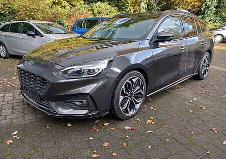 Ford Focus Turnier 2.0 EcoBlue ST-Line