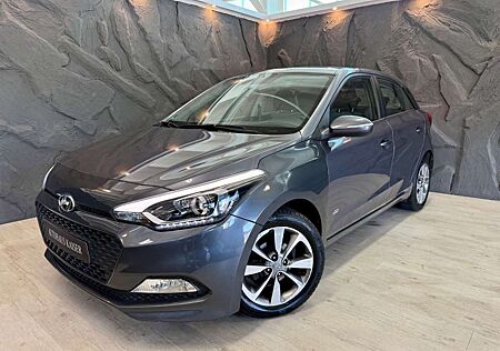 Hyundai i20 Active Pure 1.4/KLIMAAUTO/SHZ/TÜV NEU/TOP