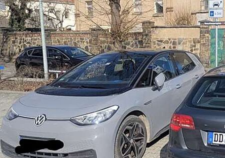 VW ID.3 Volkswagen Pro S (5-Sitzer)
