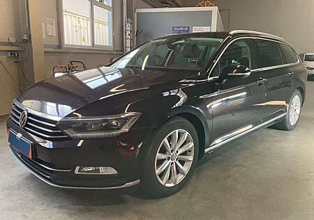 VW Passat Variant Volkswagen Highline BMT + LED + LEDER + NAVI +0% FINANZIERUNG