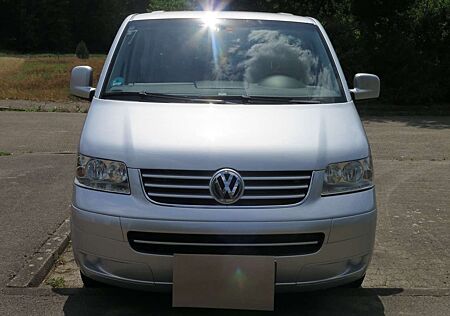 VW T5 Multivan Volkswagen Multivan Comfortline