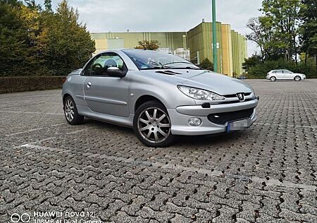 Peugeot 206 CC *AUTOMATIK*NEUTEILE*TÜV