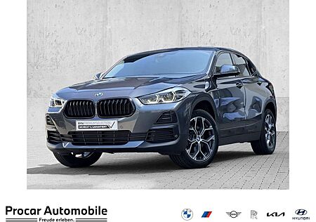 BMW X2 sDrive18d LED Aut. PA PDC AHK HiFi DAB 18"LM
