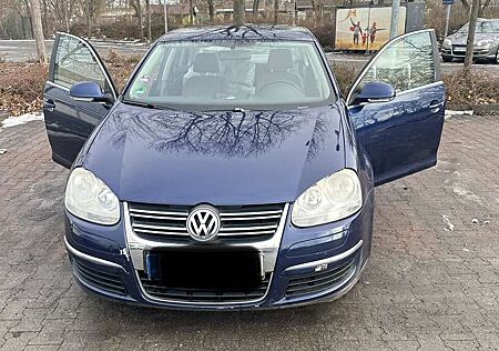 VW Jetta Volkswagen 2.0 FSI Automatik Comfortline