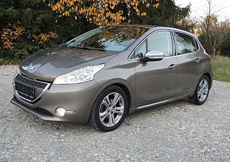 Peugeot 208 Allure ( 2-Hand )