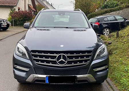 Mercedes-Benz ML 350 BlueTEC 4MATIC 7G-TRONIC