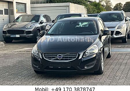 Volvo V60 Kombi Kinetic*NAVI*AHK*PDC*2HAND*EU5