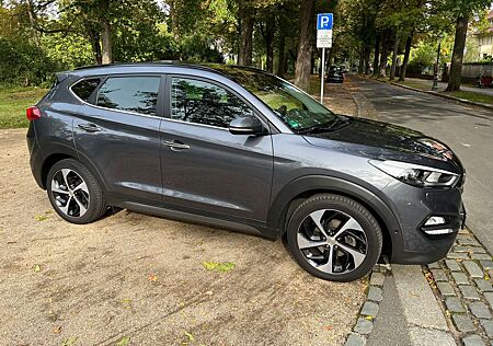 Hyundai Tucson Premium 4WD PANO*LEDER*NAVI*LED*KAMERA