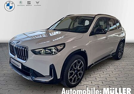 BMW X1 xLine 18d Park-Assistent AHK-klappbar Navi Digital