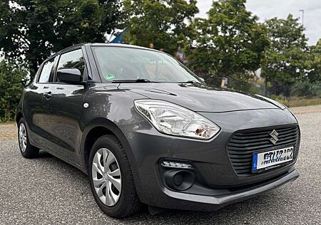 Suzuki Swift 1.2 Dualjet Club
