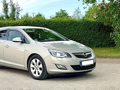 Opel Astra 1.7CDTI Cosmo 125