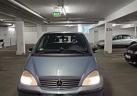 Mercedes-Benz A 140 Avantgarde Piccadilly