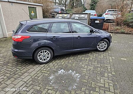 Ford Focus Turnier 1.6 EcoBoost Start-Stopp-System Titanium