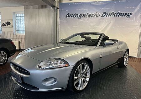 Jaguar XK 4.2 Cabrio V8 AD Navi Leder Memory e-Sitze Bi-Xeno