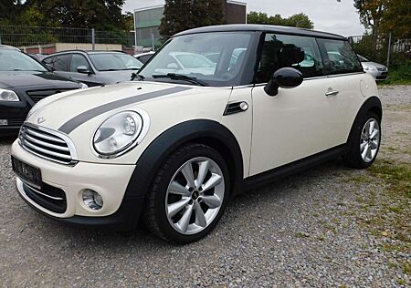 Mini Cooper 1.6/Navi/PDC/Panorama/Xenon/Teilled