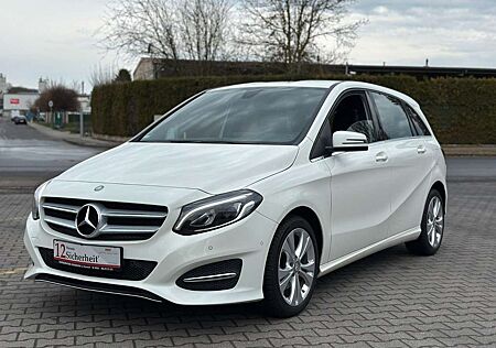 Mercedes-Benz B 180 Garantie*AMG*LED*Navi*Kamera*