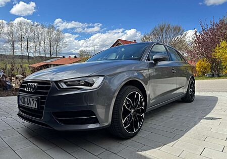 Audi A3 1.4 TFSI cylinder on demand ultra Sportback Ambien