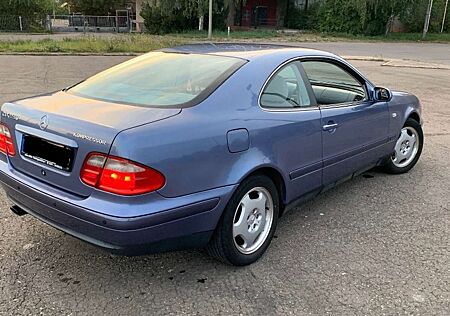 Mercedes-Benz CLK 230 CLK-Klasse Coupe Kompressor Elegance