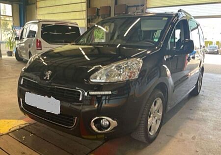 Peugeot Partner gebraucht kaufen Peugeot Partner Tepee Allure ** Behindertengerecht-Rampe