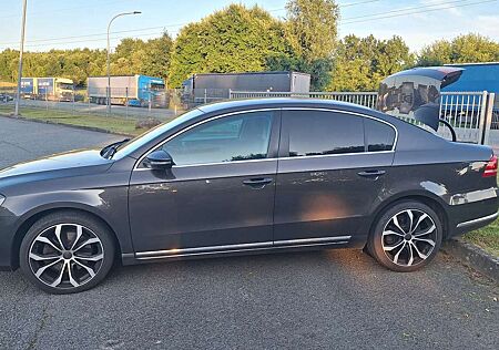 VW Passat gebraucht kaufen VW Passat Volkswagen 2.0 TDI BlueMotion Technology Comfortline