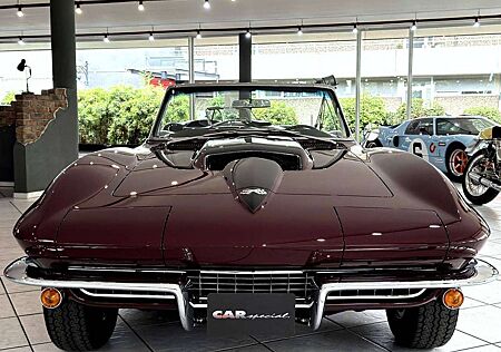 Corvette C2 Corvette Sting Ray 427 7.0 Liter V8 L71 Tri-Convertible