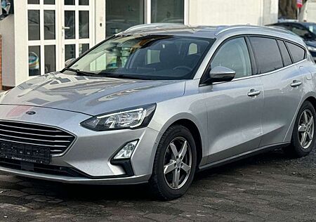 Ford Focus Turnier Cool & Connect Automatik
