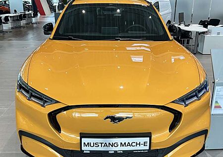 Ford Mustang Mach-E AWD