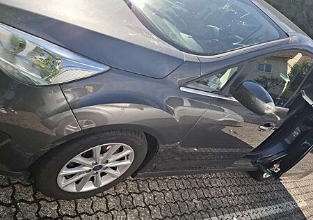 Ford C-Max 2.0 TDCi Start-Stop-System Titanium