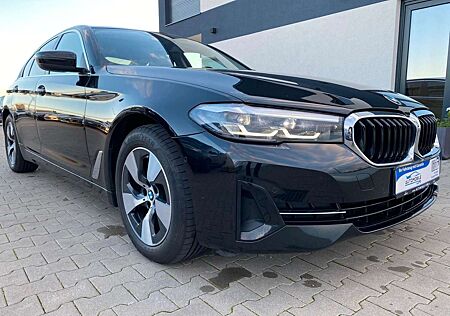 BMW 520 Lim. d/Sport/LED/NAVI/