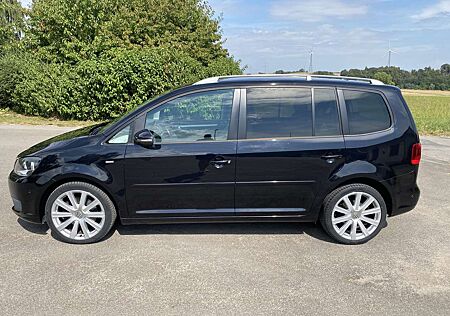 VW Touran Volkswagen 2.0 TDI DPF DSG Life