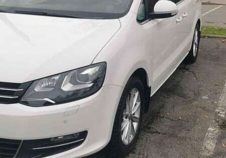 VW Sharan Volkswagen 2.0 TDI DSG BlueMotion Technology Highline