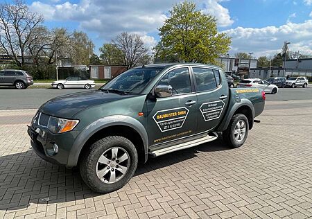 Mitsubishi L200 Intense Doppelkabine 4WD *KlimaAutom*