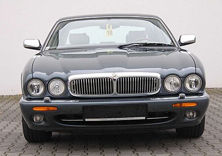 Jaguar Daimler V8 Langversion 2 Jahre Garantie