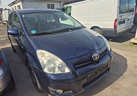 Toyota Corolla Verso 1.8 Sol Automatik 7 Sitze