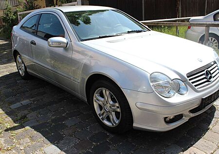 Mercedes-Benz C 180 Sportcoupe Kompressor Automatik