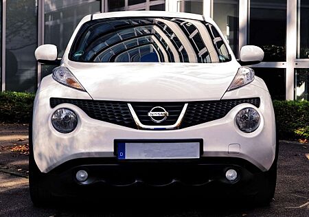 Nissan Juke 1.6 DIG-T 190 PS Vollausstattung, Leder, AHK