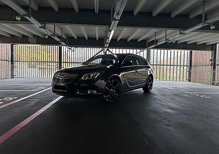Opel Insignia 2.0 CDTI ST 4x4 OPC LINE
