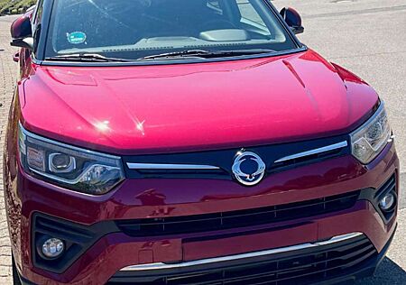 SsangYong Tivoli 1.5 T-GDi 2WD Amber