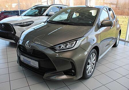 Toyota Yaris 1.5 Team DK Sitzheizung Lenkradheizung Klimaautoma