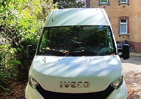 IVECO Daily 35 S 14 D