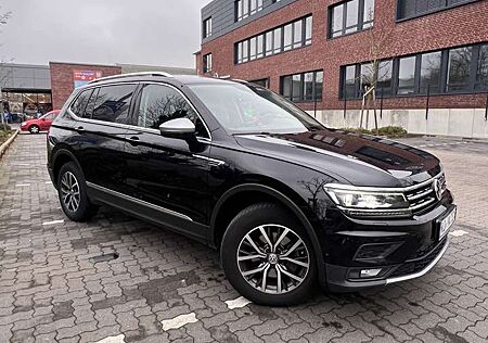 VW Tiguan Allspace Volkswagen 2.0 TDI SCR DSG Comfortline
