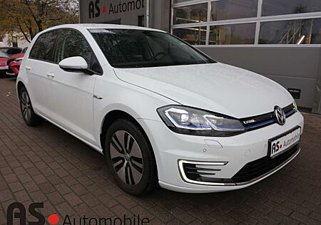 VW Golf Volkswagen VII e- 1.Hd*Navi*LED*ACC*SHZ*PDCv+h