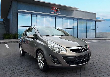 Opel Corsa D Active (Tüv und Service Neu)