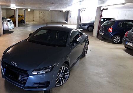 Audi TT Coupe 2.0 tfsi S line quattro s-tronic