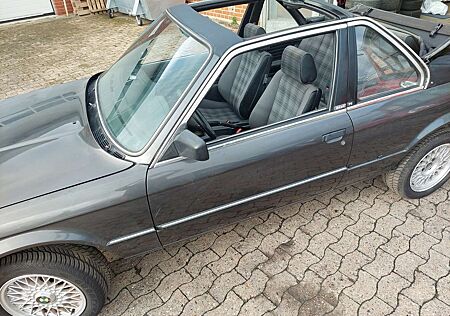 BMW 325 eta Baur Cabrio, Automatik, 2 Hand, LM, Sportsitze