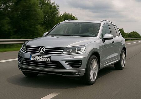VW Touareg Volkswagen 3.0 V6. R-LINE. 21“. DYNAUDIO. LUFT. VOLL