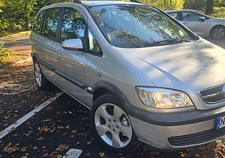 Opel Zafira 1.8 Njoy