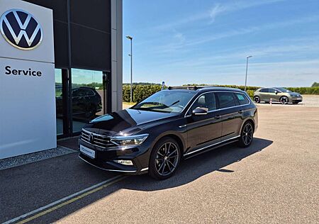 VW Passat Variant Volkswagen Elegance R-Line 2.0 TDI 200 PS DSG 4M VOLL SHZ/DCC