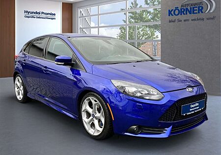 Ford Focus ST 2,0 EcoBoost *BiXENON*SITZHZ*PDC*BLUETOOTH*